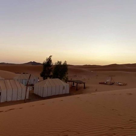 Desert Lover'S Luxury Camp 메르주가 외부 사진